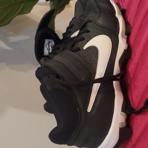 Nike,  softball girls sneakers, size 8, Nike fastflex
